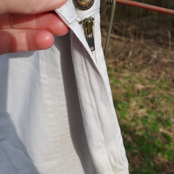 SOLD!!! Christopher Banks Women's Light Khaki Modest Skirt. - Picture 3 of 8